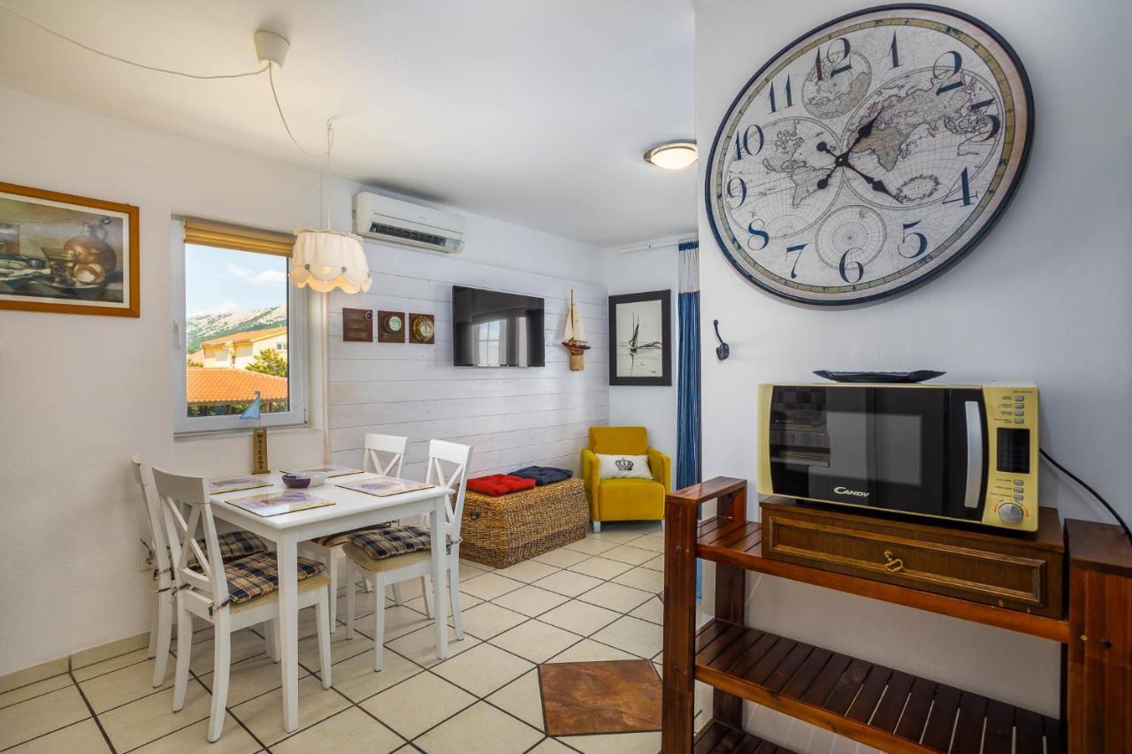 Apartments Villa Anna Baška Eksteriør bilde