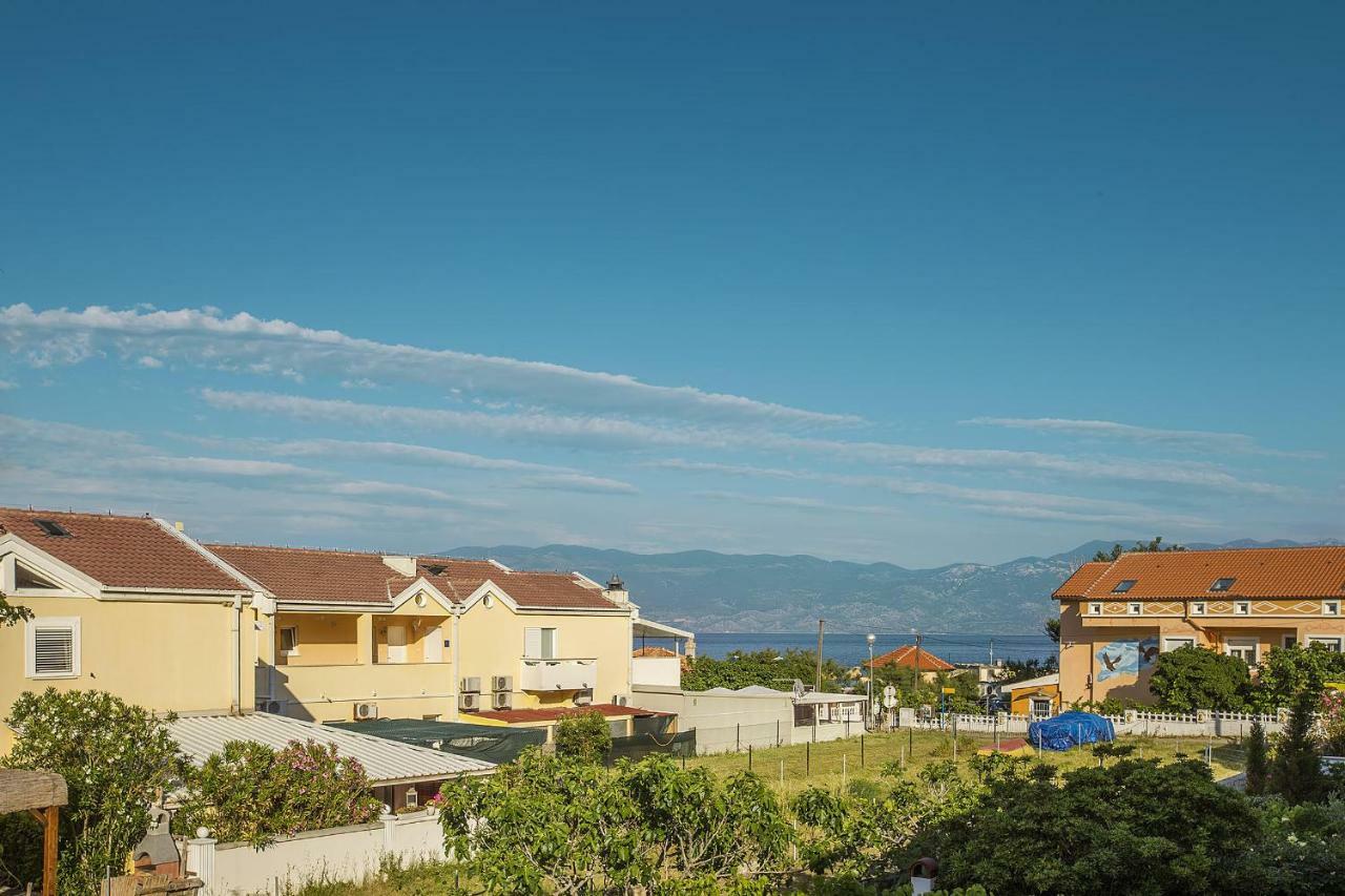 Apartments Villa Anna Baška Eksteriør bilde